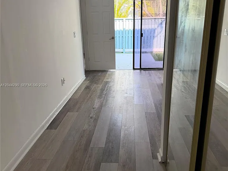 1808 Runners Way #1808 — Photo 3