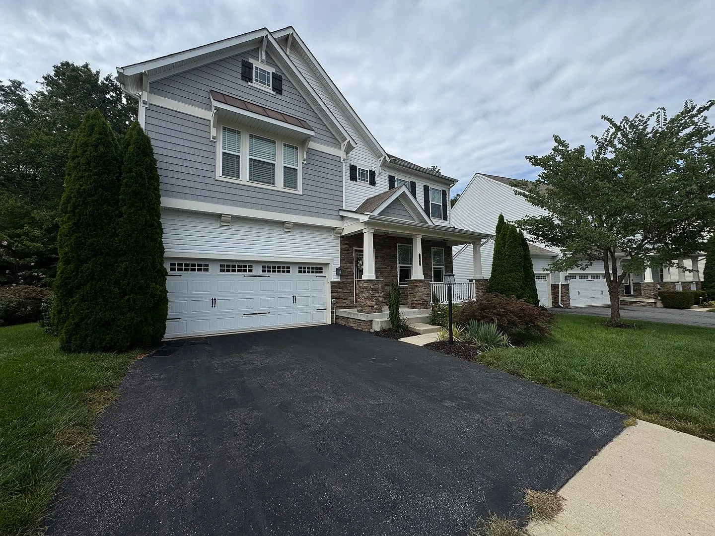 5 Bedroom Stafford -Colonial Forge — Photo 3