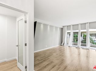 1131 Alta Loma Rd APT 306, West Hollywood, CA 90069