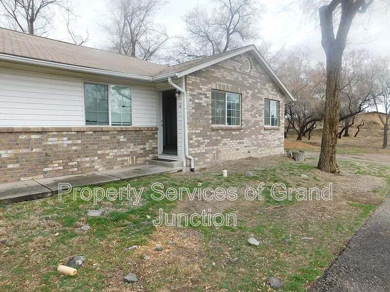 Building Photo - 2245 N 15th St #D