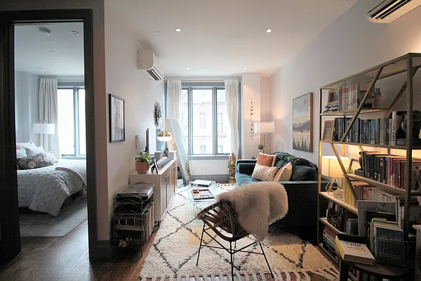 Rented by Hagstrom Management Inc | media 28