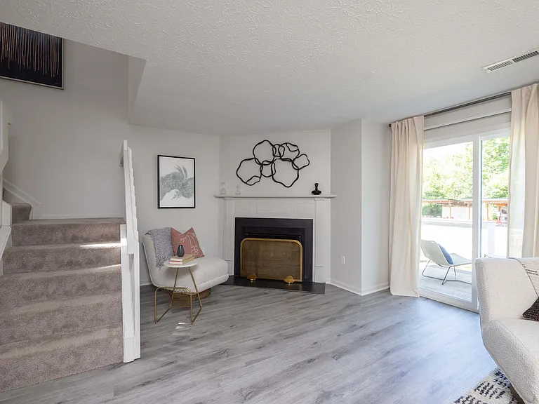 The Garratt Townhomes & Apartments — Photo 15