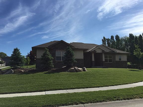4th image of 21111 McClellan Dr