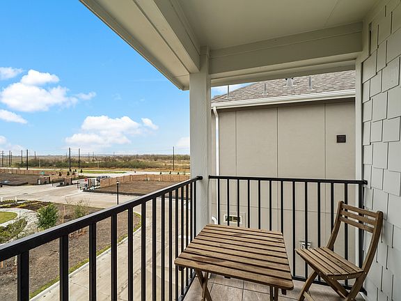 Balcony off owner s suite