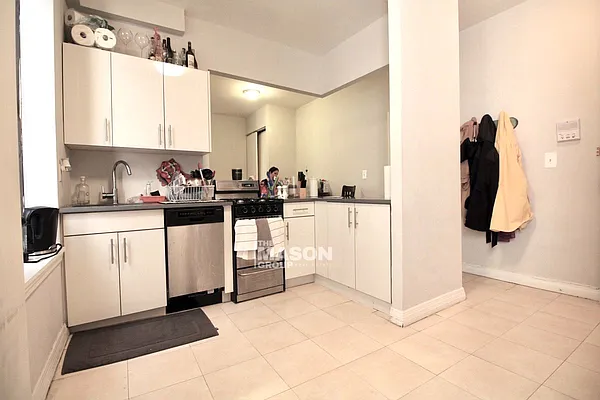 Rented by Mason Group LLC | media 12