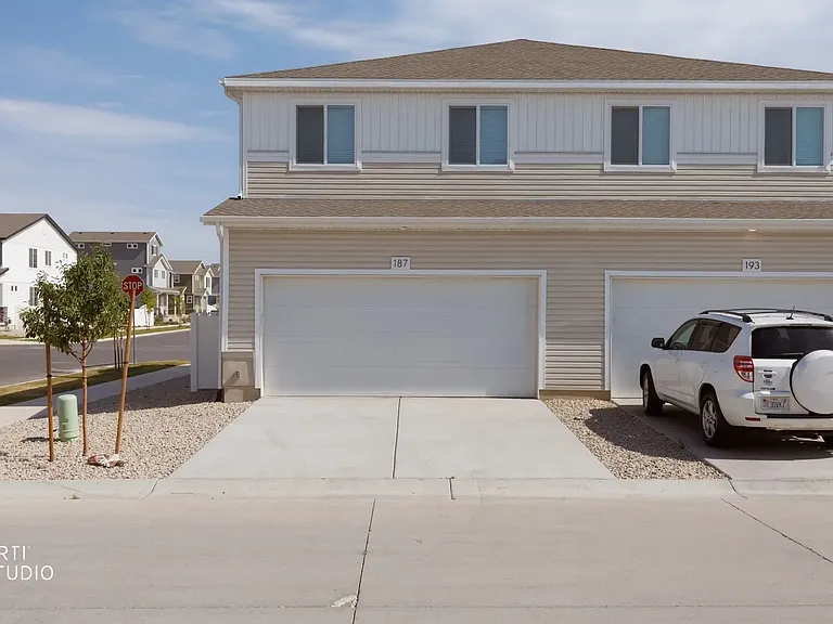 187 E Arcade Dr — Photo 16