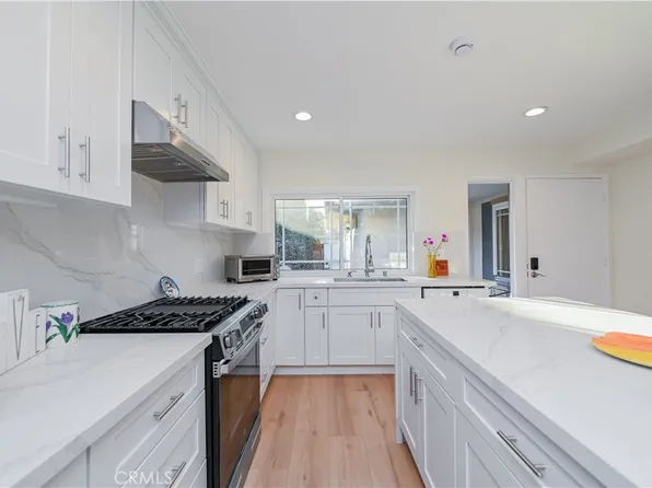 15 Camphor S, Irvine, CA 92612