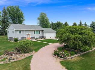 924 Dows St, Garretson, SD 57030