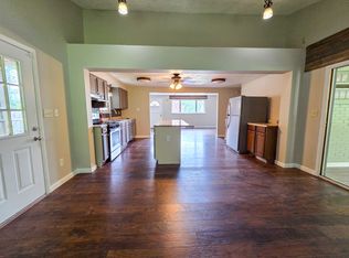 151 Mahoning Dr, Pittsburgh, PA 15235