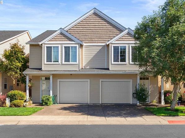 1541 NE 10th Pl, Canby, OR 97013