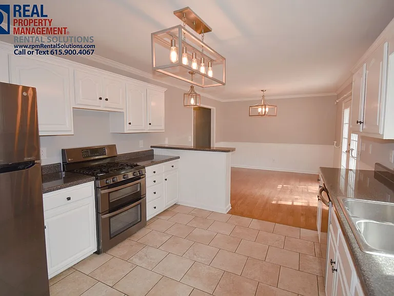 1506 Belle Oaks Dr — Photo 10
