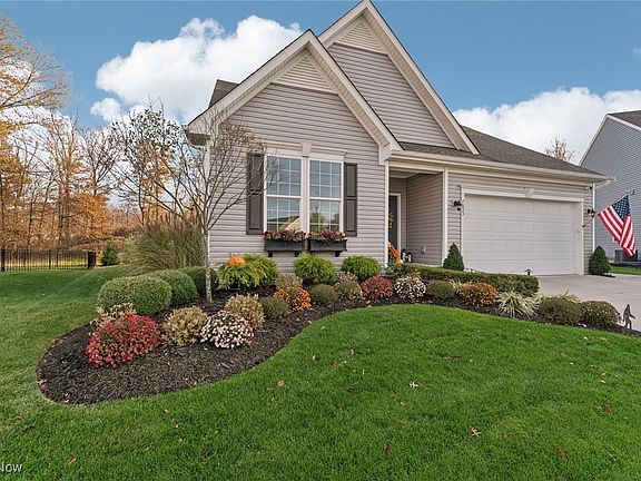 2nd image of 7633 Greenlawn Dr