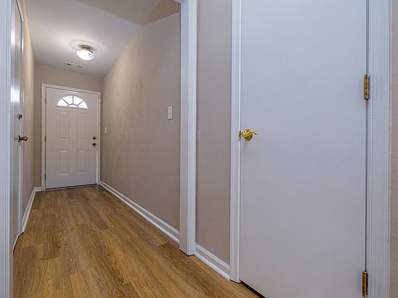 4th image of 1776 Petree Dr