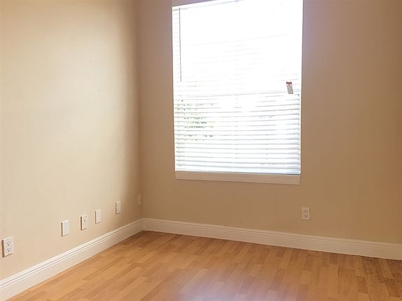 3rd image of 4104 Woodacre Ln