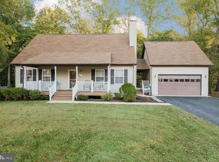 3365 Oak Dr, Edgewater, MD 21037