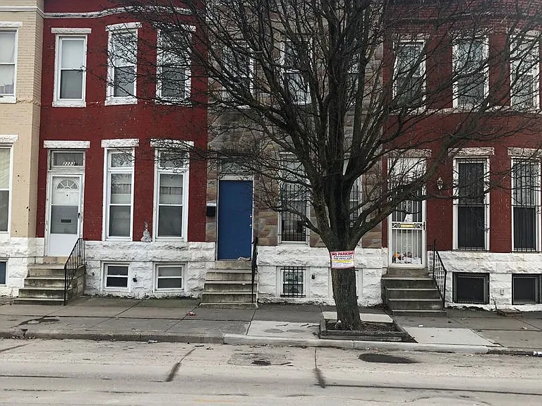 2221 E Preston St — Photo 2