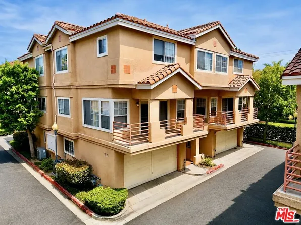 14063 Lemoli Ave, Hawthorne, CA 90250