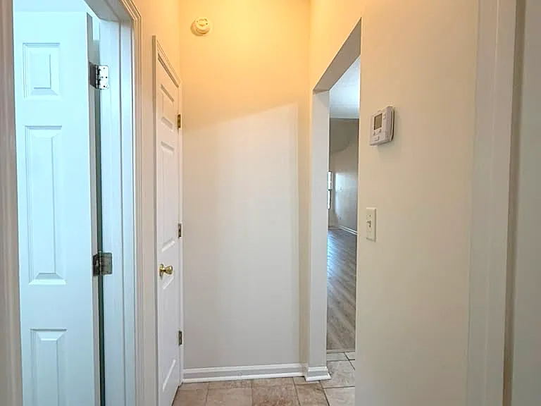 7751 Lipscomb Dr — Photo 16