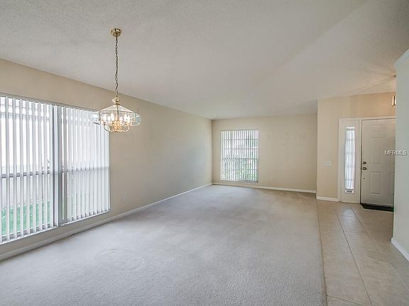 2nd image of 108 N Weathersfield Ave