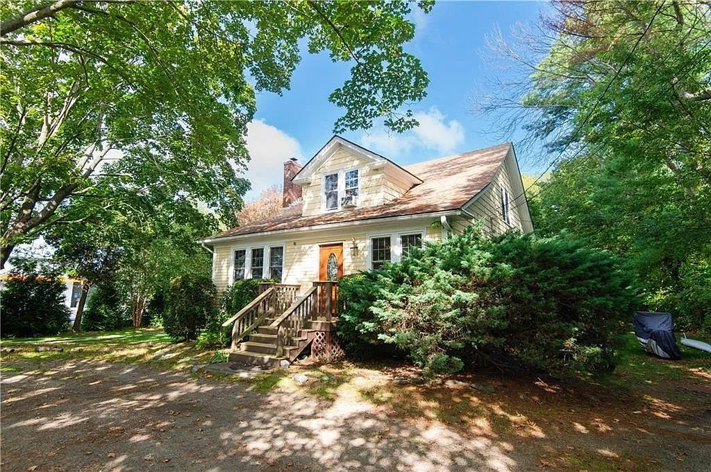 4 bed, 2268 sqft, $3,600 — Photo 3