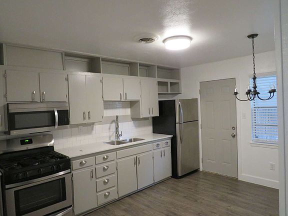 3rd image of 1005 S 5th St #B