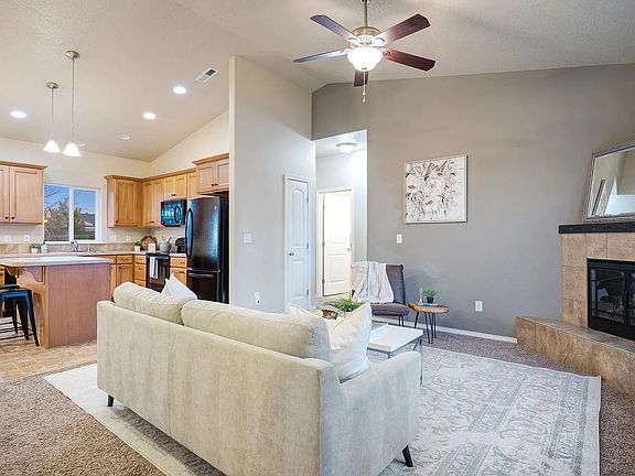 5th image of 3721 Milagro Dr