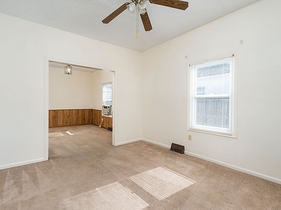 2nd image of 117 Concord Pl