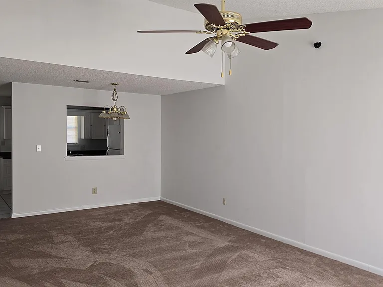 436 Tallulah Trl — Photo 2