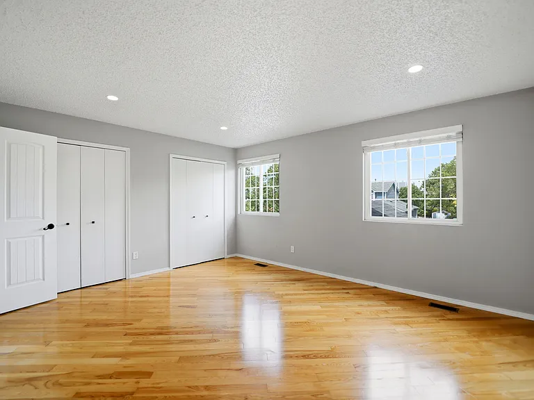 4827 Herndon Cir — Photo 7
