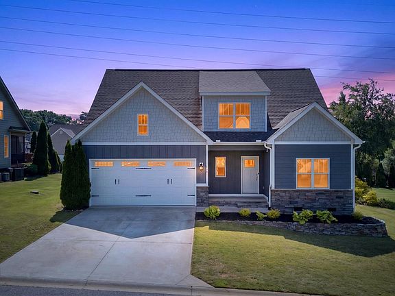 5th image of 415 S Pendernale Dr