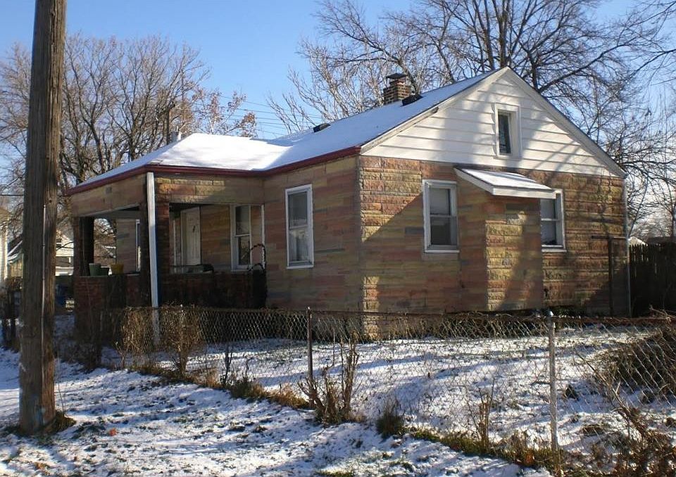 2nd image of 2117 Lambert St