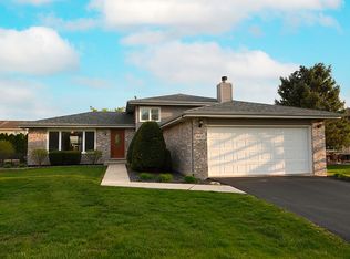 16625 W Oneida Dr, Lockport, IL 60441