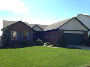 22424 Streamside Dr, Macomb, MI 48044