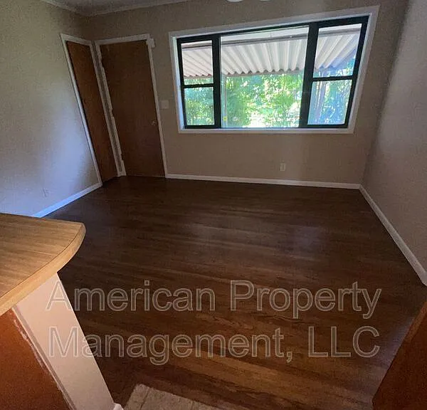 2622 S 74th East Ave — Photo 4
