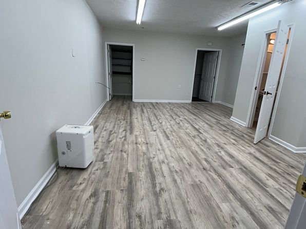 7016 E Lamar Alexander Pkwy #4