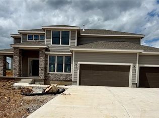 23822 Clear Creek Pkwy, Shawnee, KS 66226