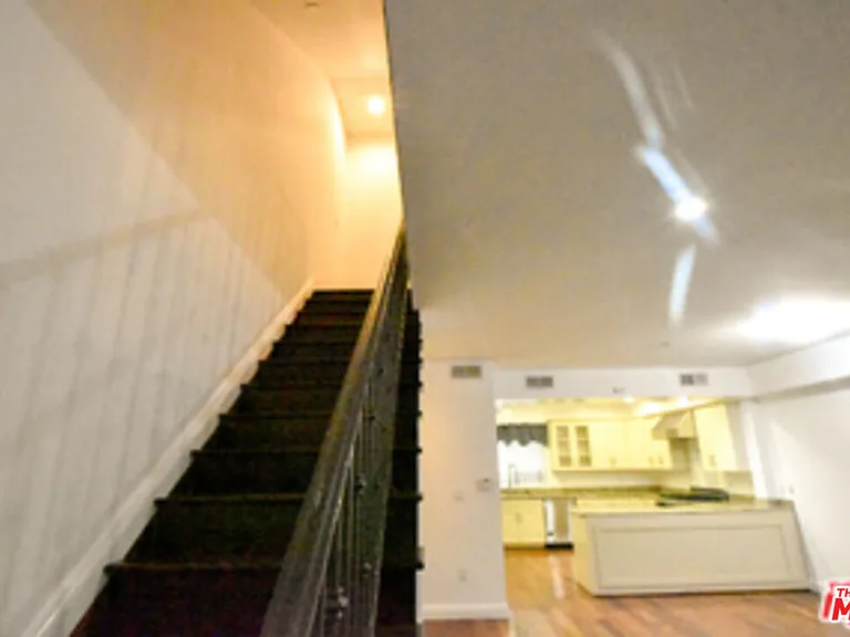 4428 Fulton Ave #103 — Photo 26