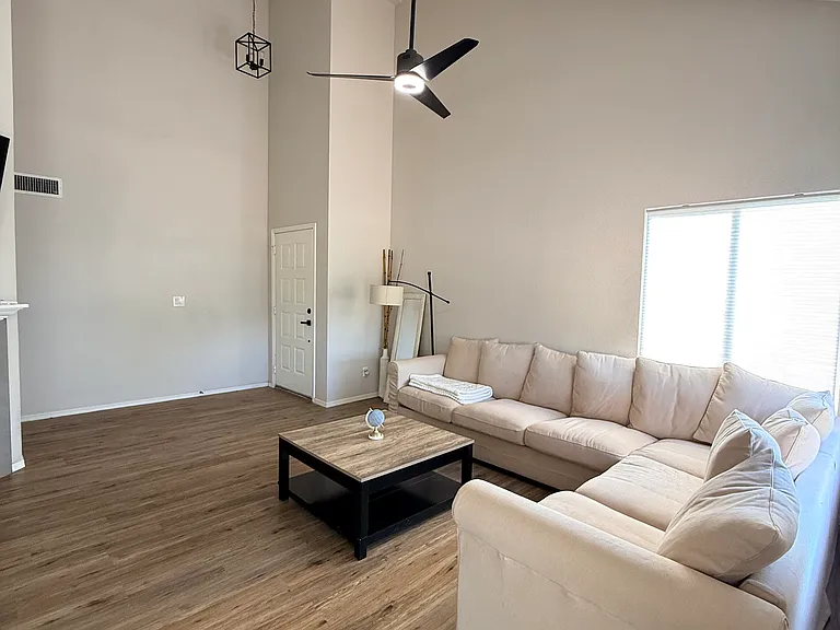 3852 W Folley St — Photo 13