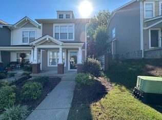 576 Flintlock Ct, Nashville, TN 37217