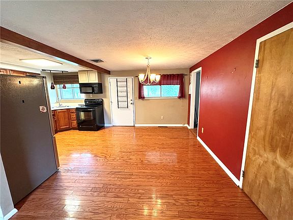 5th image of 3918 Cordell Dr
