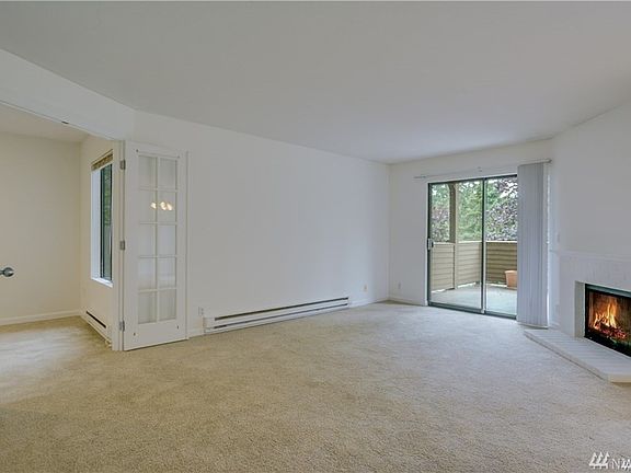 2nd image of 10508 NE 32nd Pl APT G101