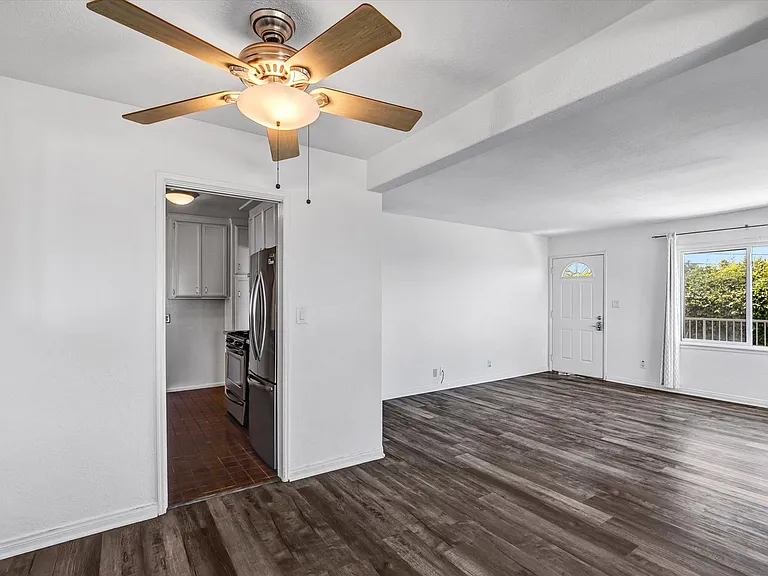 5860 - 5864 Mildred Street — Photo 30