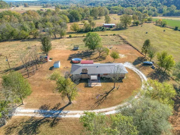 8598 Route B, Goodman, MO 64843