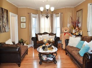 325 Essex St, Lynn, MA 01902