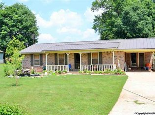 16580 Neely Hill Loop, Athens, AL 35611