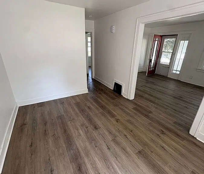 1829 N Martin Luther King Dr — Photo 3