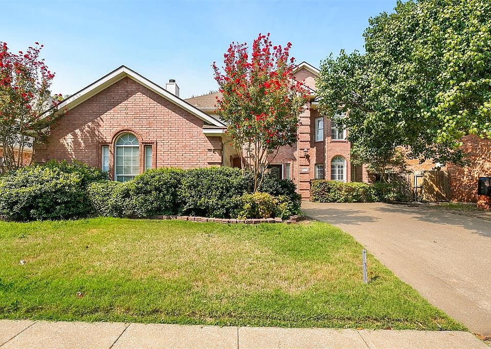 1st image of 225 Saddlebrook Dr