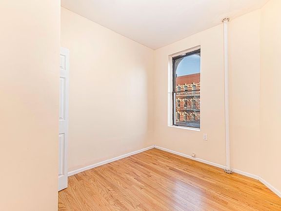 4th image of 133 Avenue C APT 4A
