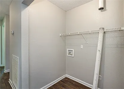 1180 Acorn Dr — Photo 28