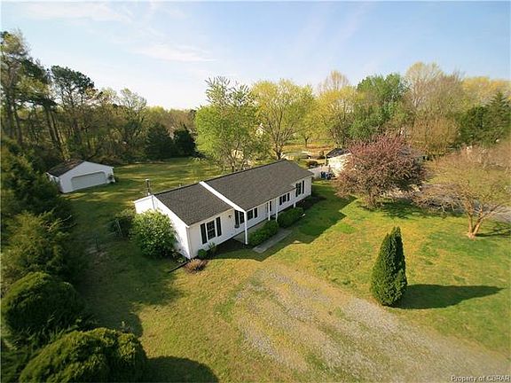 2nd image of 6824 Cedar Lake Dr